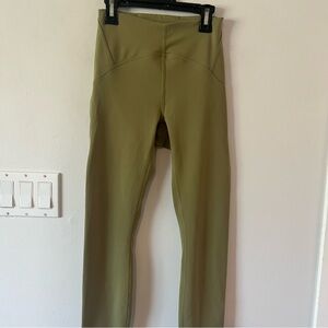Lululemon InStill Green High Rise Tights Leggings Women’s 4 Yoga Run